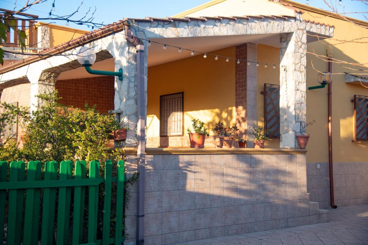 Villa Carrieri Marina di Lizzano Bagian luar foto